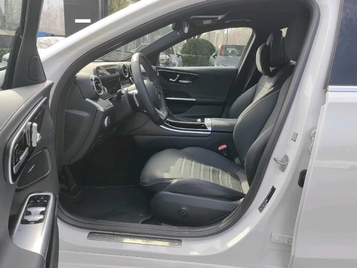 2024 Mercedes-Benz C Class 1.5T 170HP L4 9AT,autocango,china used car exporter,china ev exporter,chinese used car exporter,chinese used ev exporter