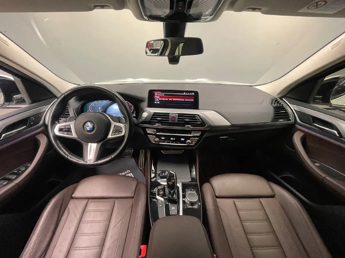 2021 BMW X4 2.0T 184HP L4 8AT,autocango,china used car exporter,china ev exporter,chinese used car exporter,chinese used ev exporter