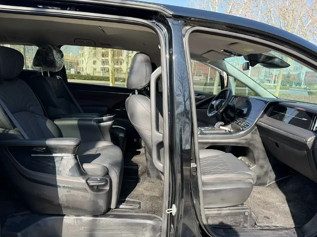 2024 GAC Trumpchi E9 2.0T 190HP L4 2DHT PHEV 25.57KWH,autocango,china used car exporter,china ev exporter,chinese used car exporter,chinese used ev exporter