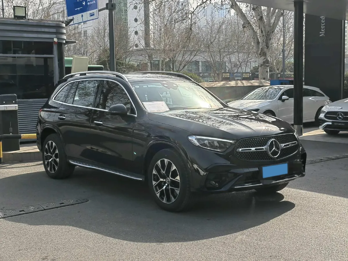 2025 Mercedes-Benz GLC Class 2.0T 204HP L4 9AT PHEV 30.9KWH,autocango,china used car exporter,china ev exporter,chinese used car exporter,chinese used ev exporter