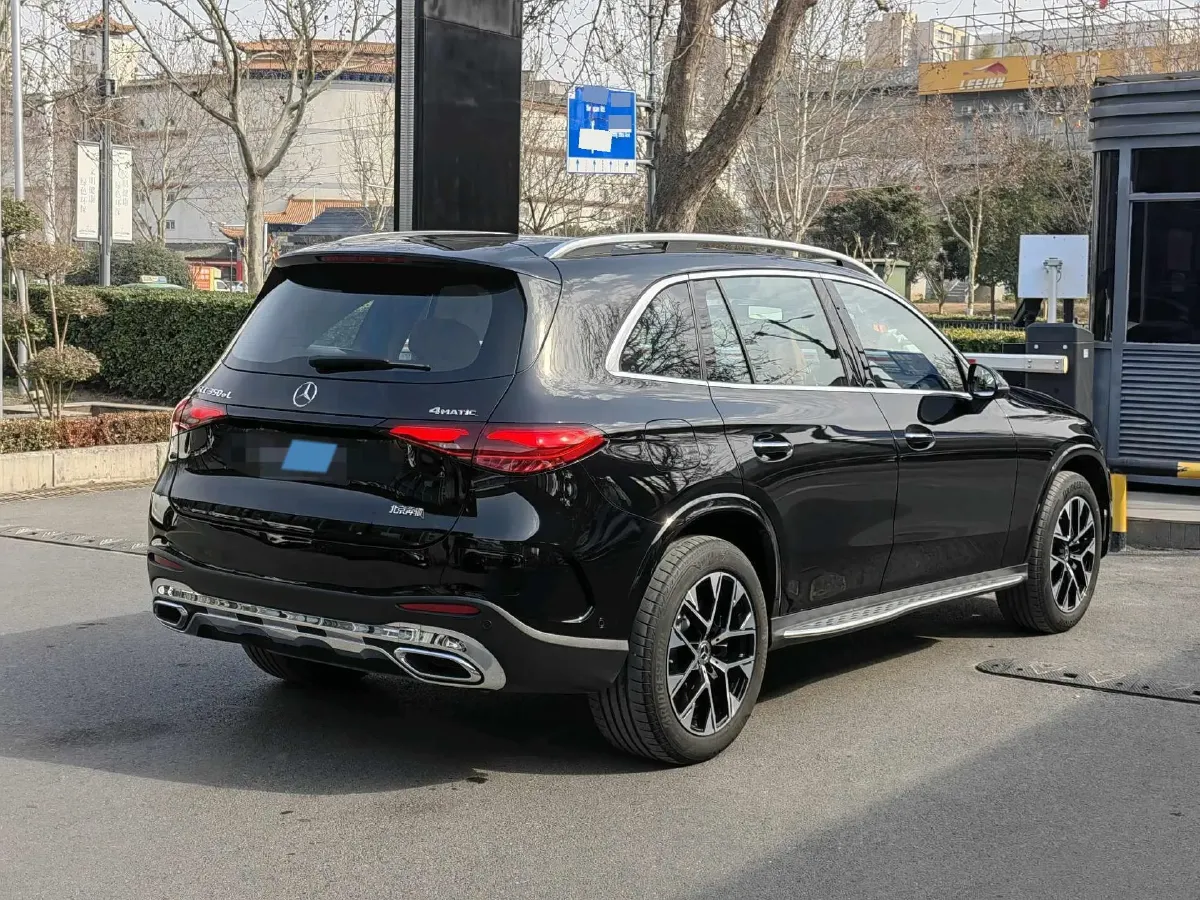 2025 Mercedes-Benz GLC Class 2.0T 204HP L4 9AT PHEV 30.9KWH,autocango,china used car exporter,china ev exporter,chinese used car exporter,chinese used ev exporter