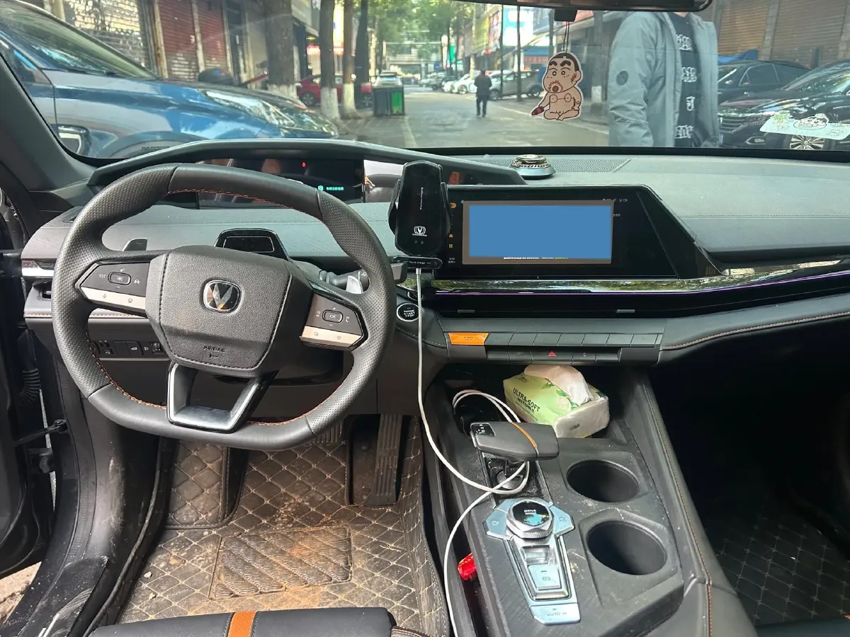 2024 ChangAn UNI-V 1.5T 188HP L4 7DCT,autocango,china used car exporter,china ev exporter,chinese used car exporter,chinese used ev exporter