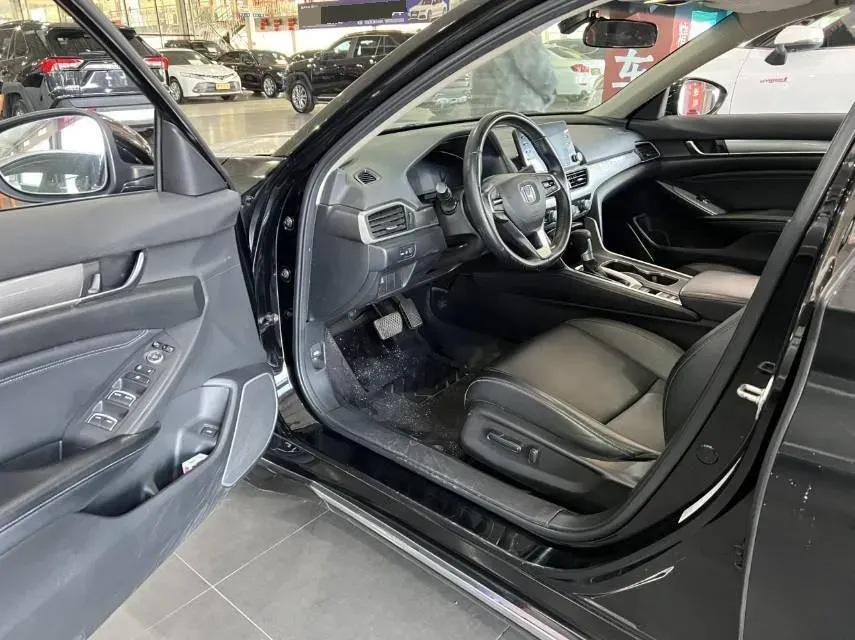 2018 Honda Accord 1.5T 194HP L4 CVT,autocango,china used car exporter,china ev exporter,chinese used car exporter,chinese used ev exporter