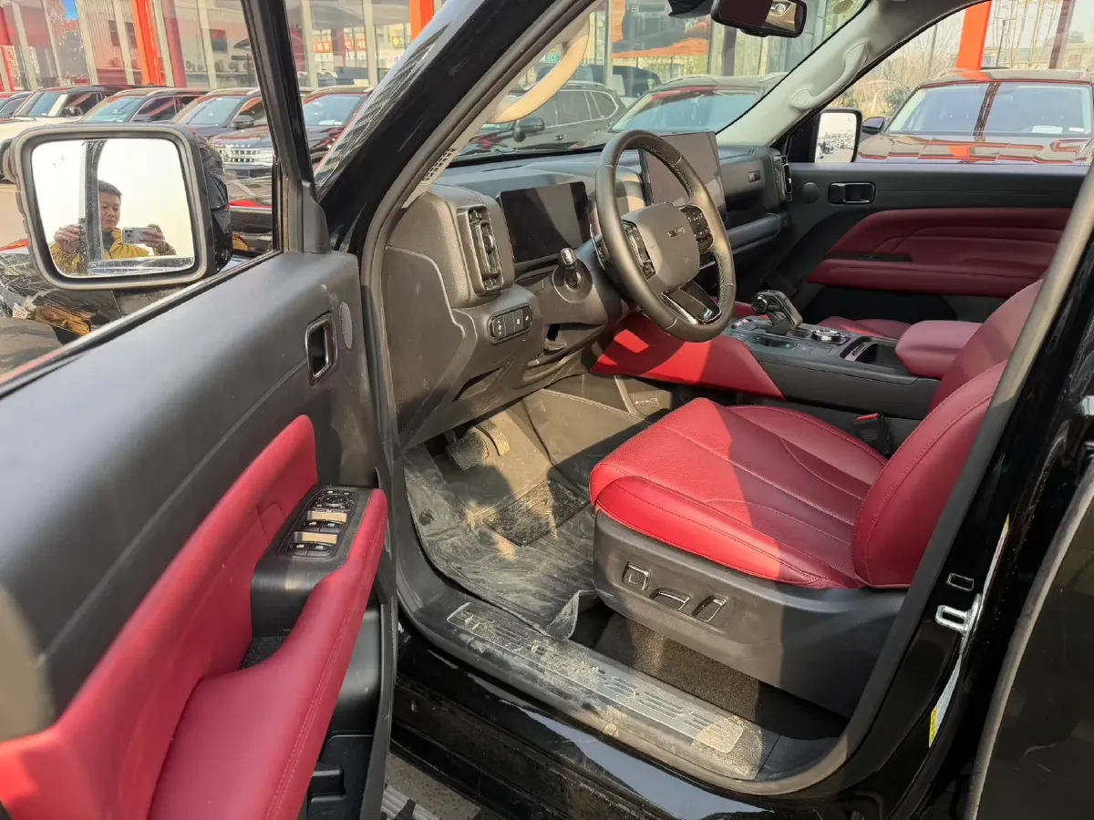 2024 Haval H9 2.0T 224HP L4 8AT,autocango,china used car exporter,china ev exporter,chinese used car exporter,chinese used ev exporter