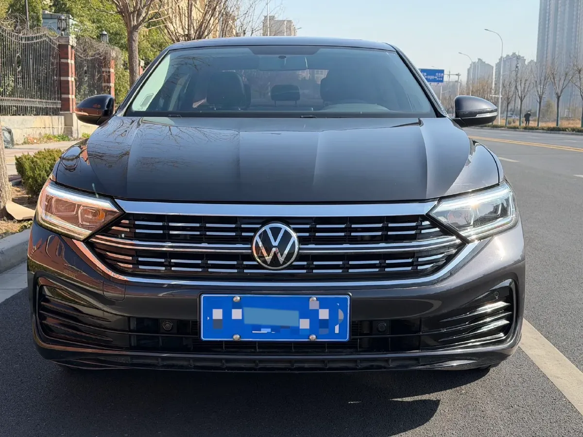 2023 Volkswagen Sagitar 1.4T 150HP L4 7DCT,autocango,china used car exporter,china ev exporter,chinese used car exporter,chinese used ev exporter