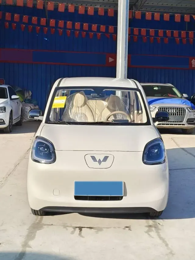 2025 WuLing HongGuang MINI EV BEV 16.2KWH,autocango,china used car exporter,china ev exporter,chinese used car exporter,chinese used ev exporter