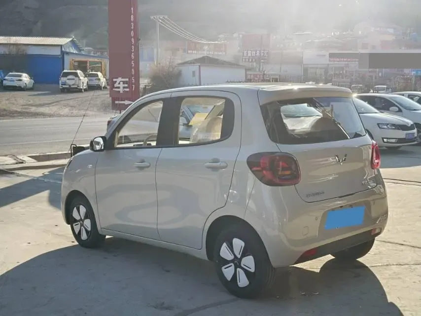 2025 WuLing HongGuang MINI EV BEV 16.2KWH,autocango,china used car exporter,china ev exporter,chinese used car exporter,chinese used ev exporter
