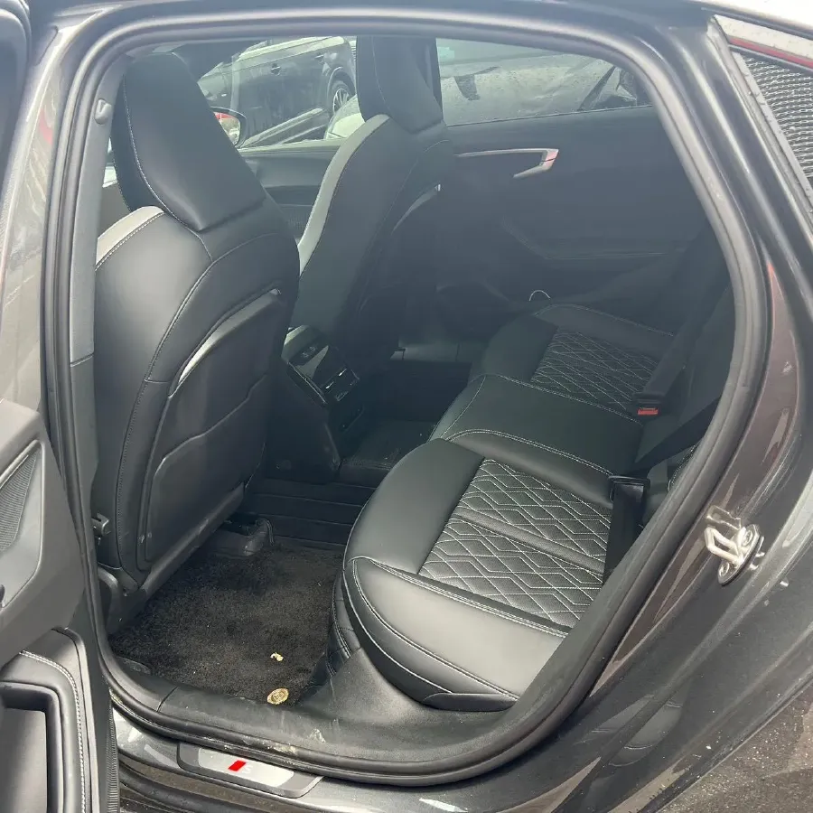 2026 Audi A5L 2.0T 204HP L4 7DCT,autocango,china used car exporter,china ev exporter,chinese used car exporter,chinese used ev exporter