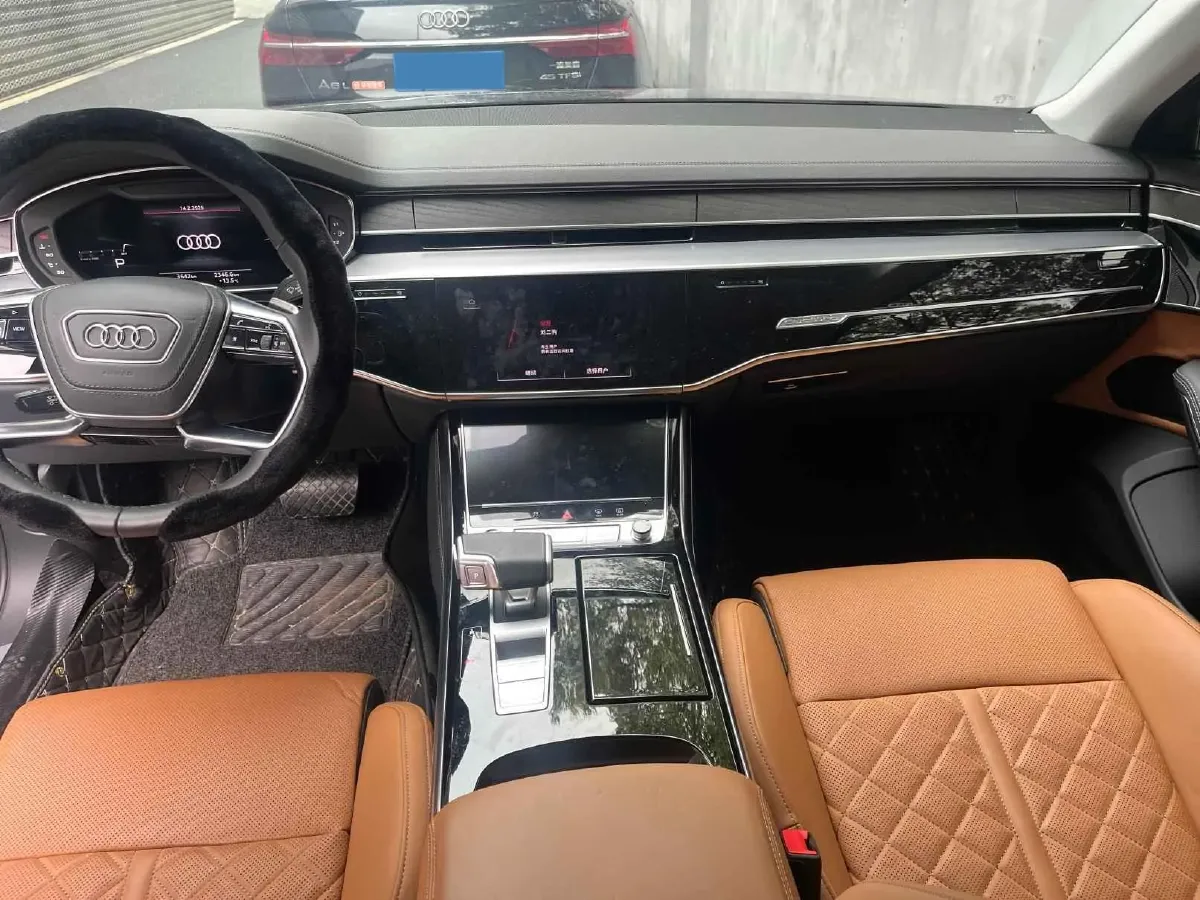 2024 Audi A8 3.0T 286HP V6 8AT,autocango,china used car exporter,china ev exporter,chinese used car exporter,chinese used ev exporter