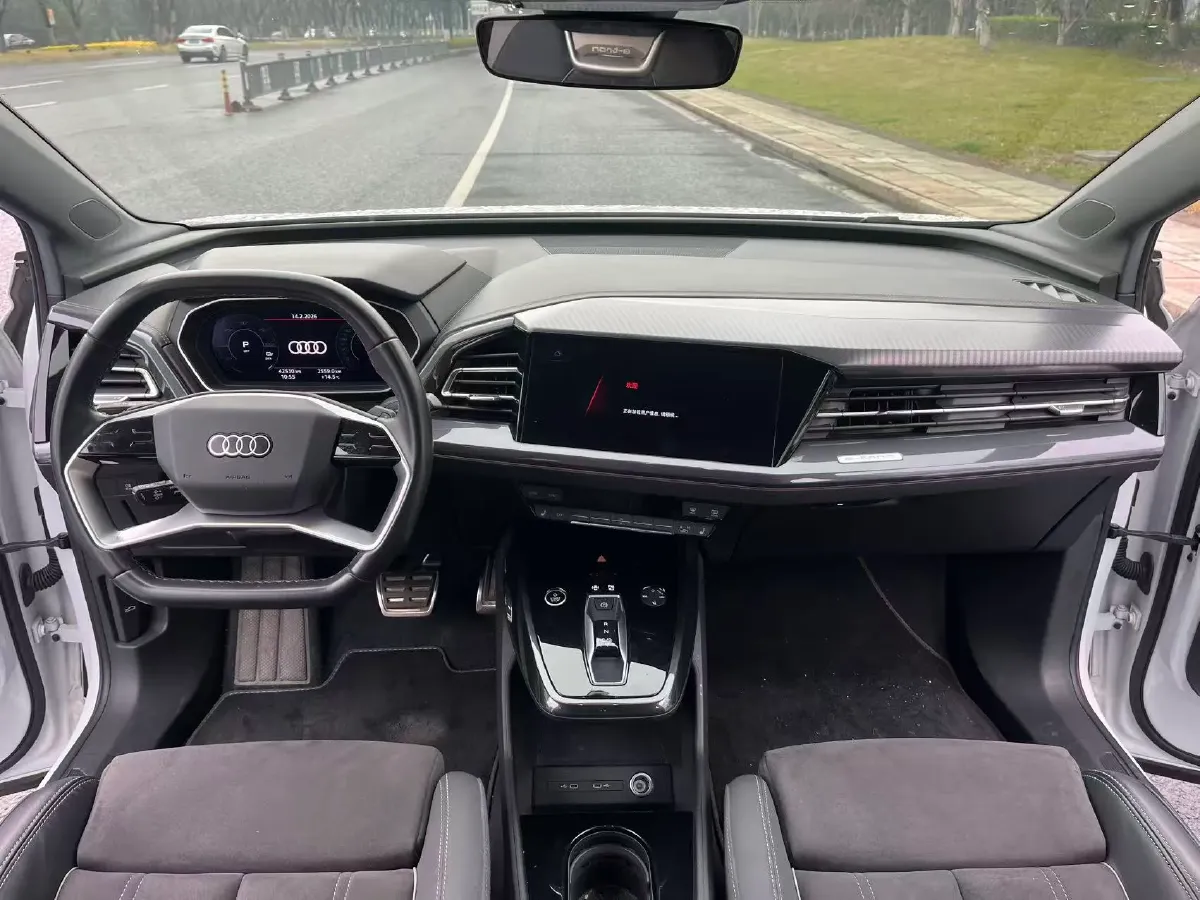 2023 Audi Q4 e-tron BEV 84.8KWH,autocango,china used car exporter,china ev exporter,chinese used car exporter,chinese used ev exporter
