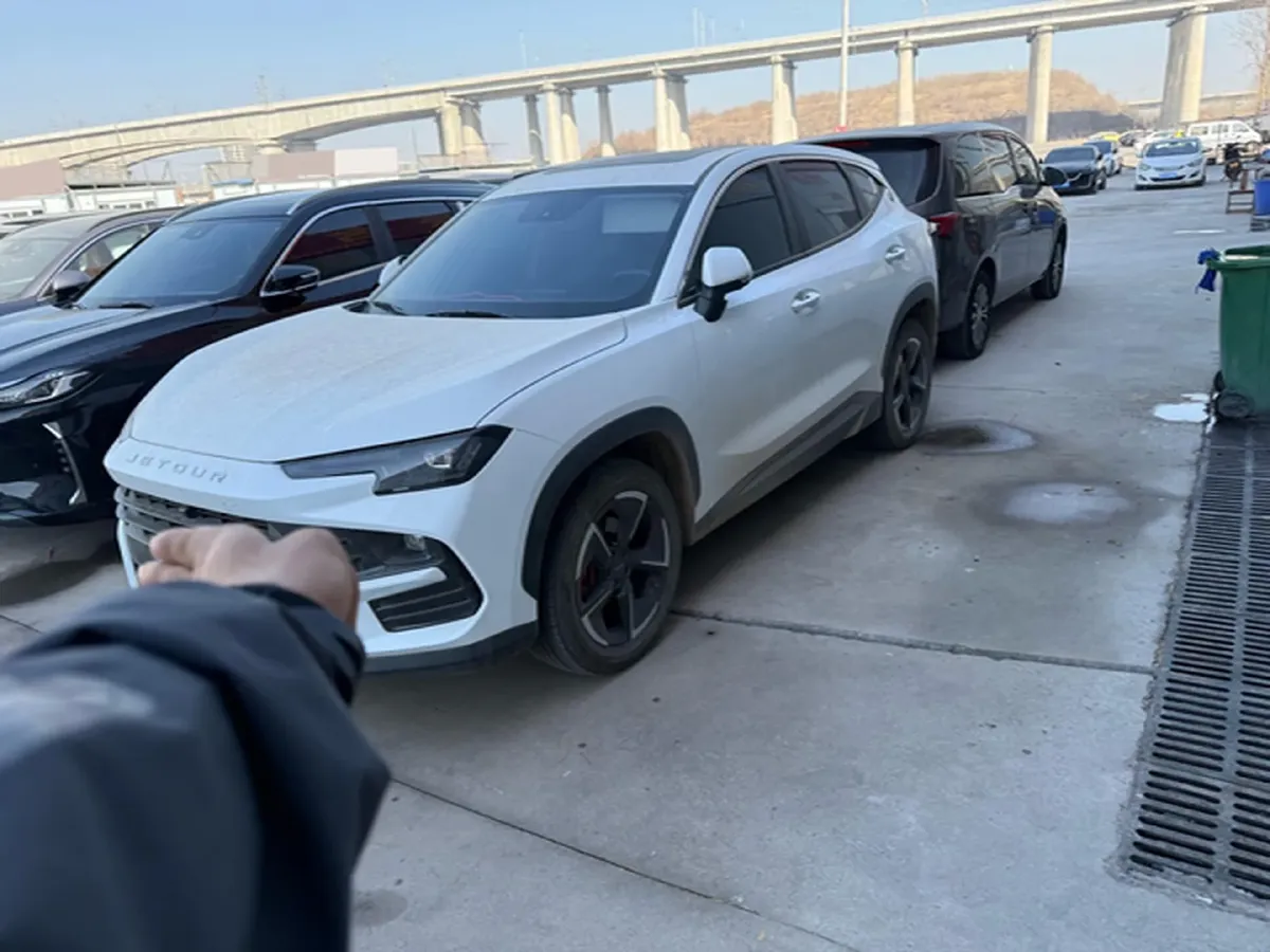 2025 Jetour DASHING 1.5T 156HP L4 6DCT,autocango,china used car exporter,china ev exporter,chinese used car exporter,chinese used ev exporter