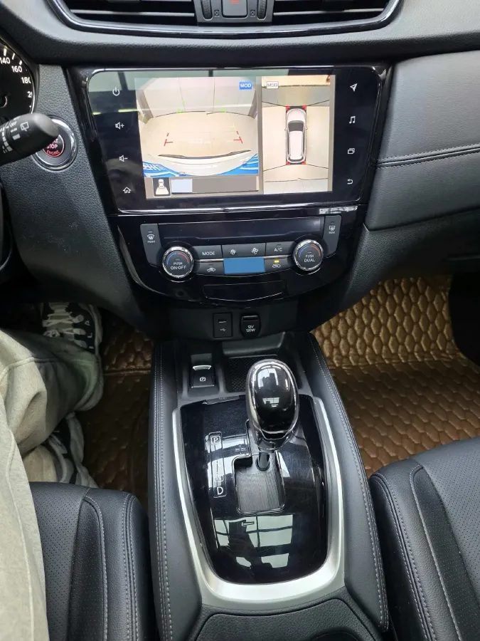 2022 Nissan X-Trail 2.0L 151HP L4 CVT,autocango,china used car exporter,china ev exporter,chinese used car exporter,chinese used ev exporter