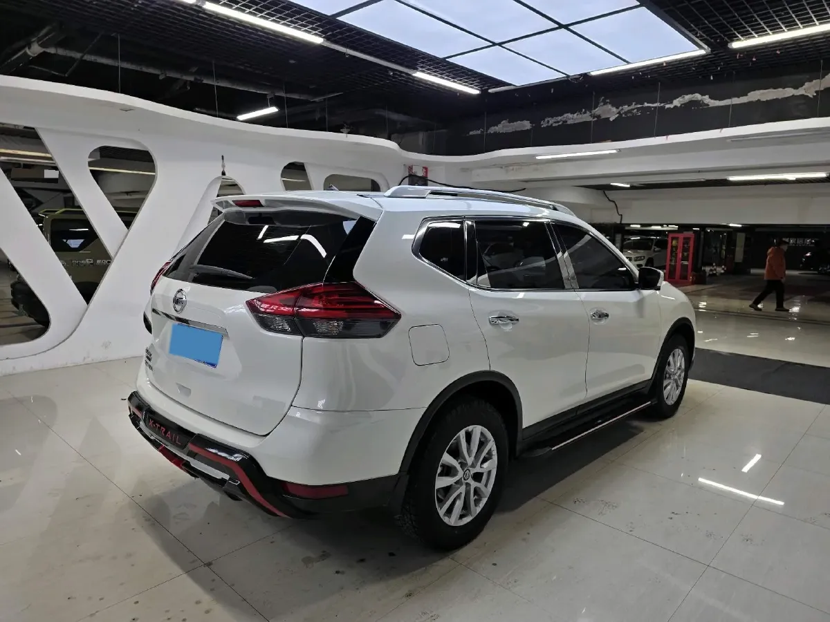 2022 Nissan X-Trail 2.0L 151HP L4 CVT,autocango,china used car exporter,china ev exporter,chinese used car exporter,chinese used ev exporter