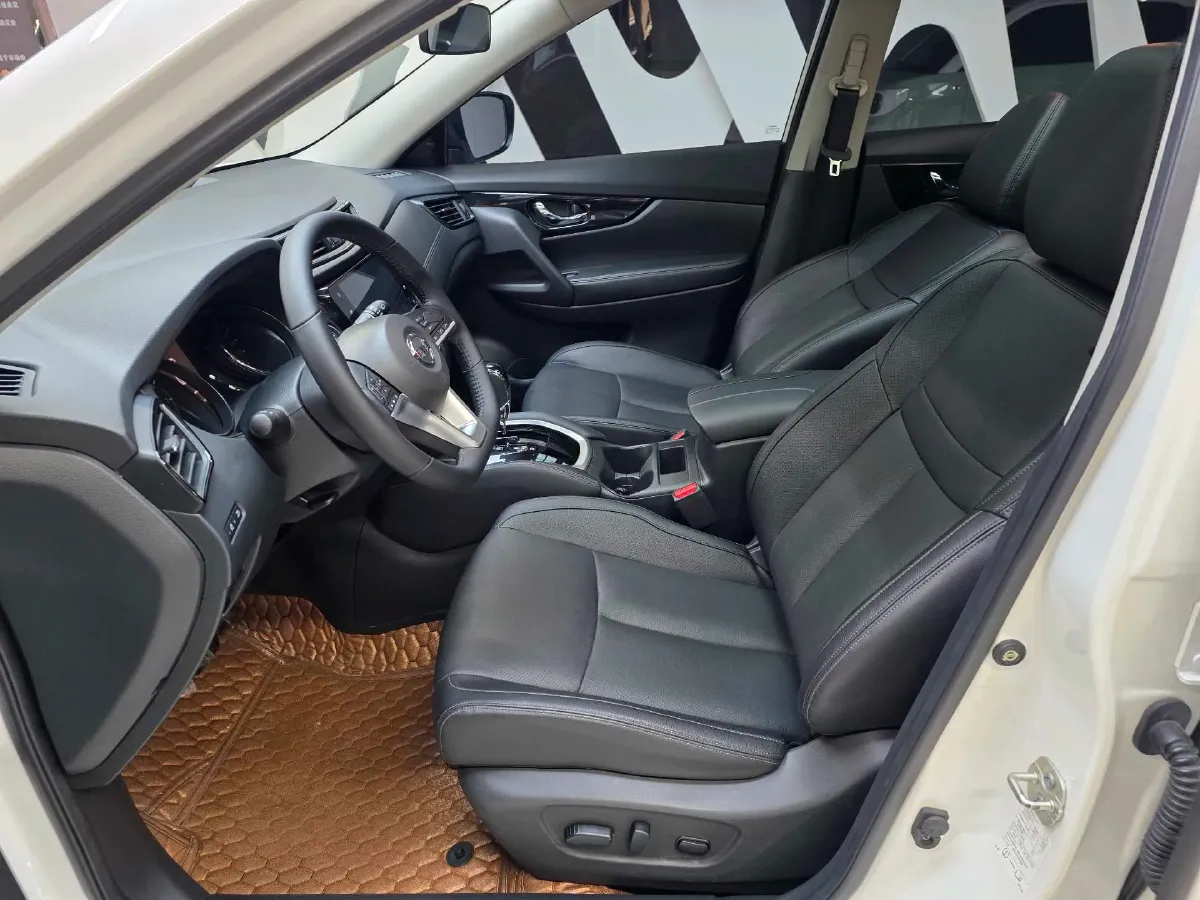 2022 Nissan X-Trail 2.0L 151HP L4 CVT,autocango,china used car exporter,china ev exporter,chinese used car exporter,chinese used ev exporter