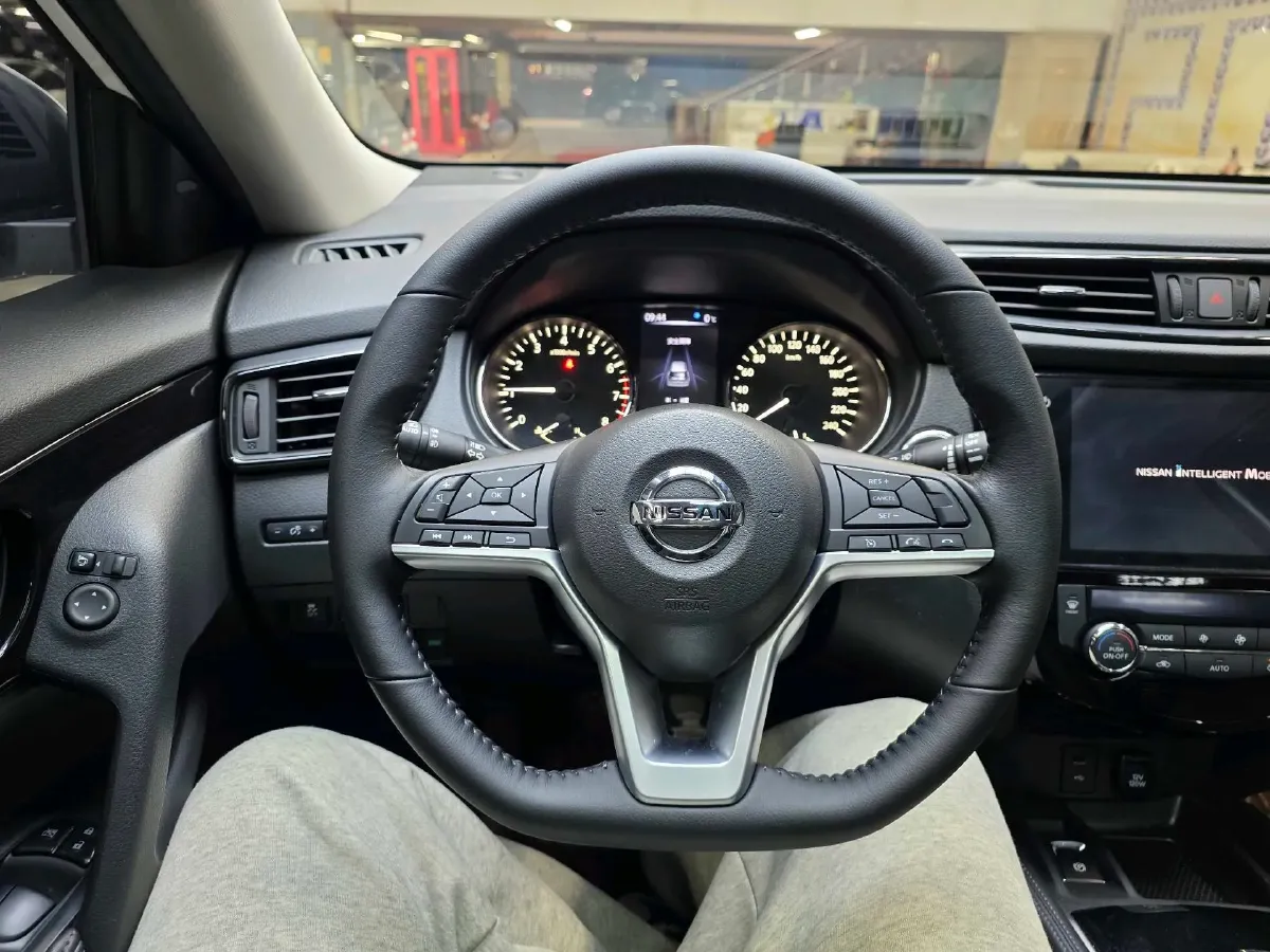 2022 Nissan X-Trail 2.0L 151HP L4 CVT,autocango,china used car exporter,china ev exporter,chinese used car exporter,chinese used ev exporter