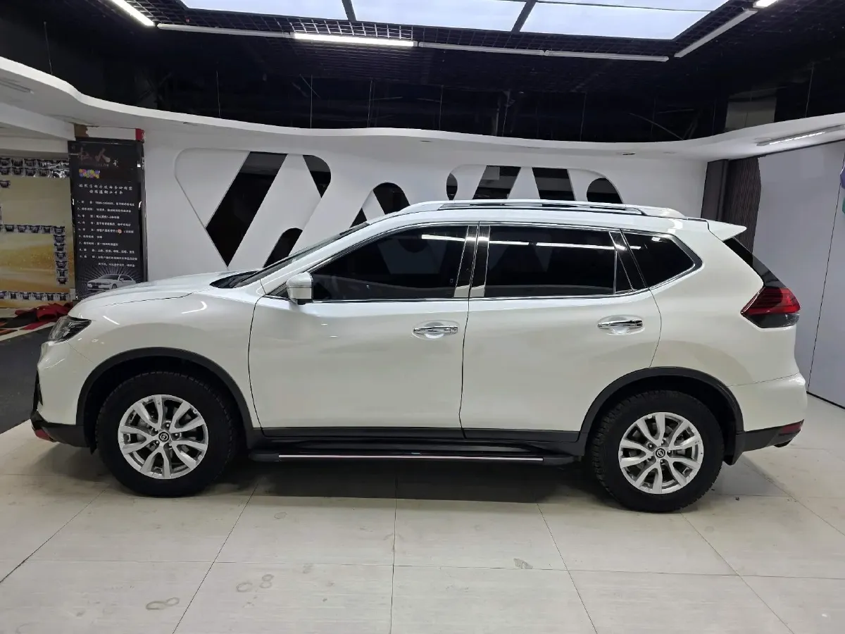 2022 Nissan X-Trail 2.0L 151HP L4 CVT,autocango,china used car exporter,china ev exporter,chinese used car exporter,chinese used ev exporter