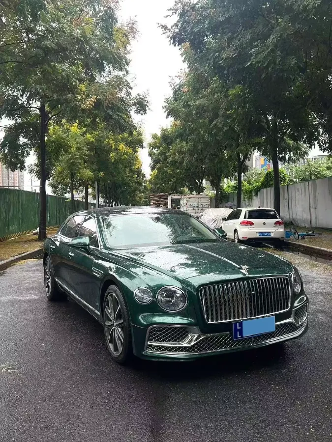 2022 Bentley Flying Spur 4.0T 550HP V8 8DCT,autocango,china used car exporter,china ev exporter,chinese used car exporter,chinese used ev exporter
