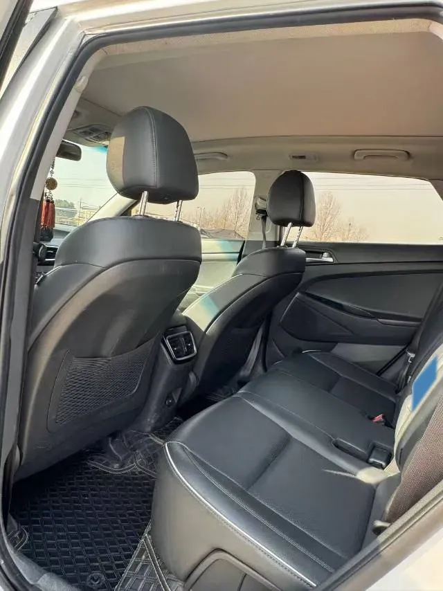 2020 Hyundai Tucson 1.6T 177HP L4 7DCT,autocango,china used car exporter,china ev exporter,chinese used car exporter,chinese used ev exporter