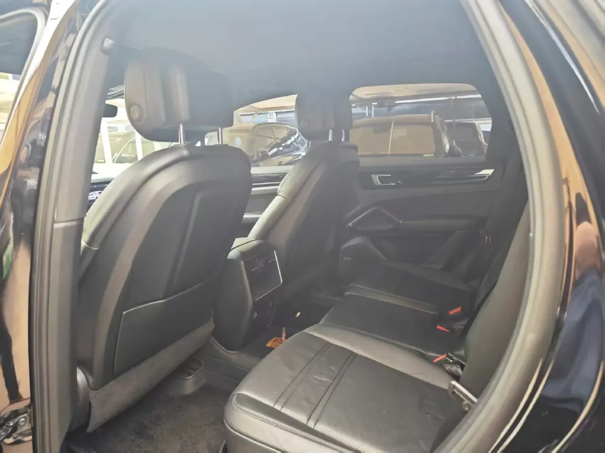 2018 Porsche Cayenne 3.0T 340HP V6 8AT,autocango,china used car exporter,china ev exporter,chinese used car exporter,chinese used ev exporter