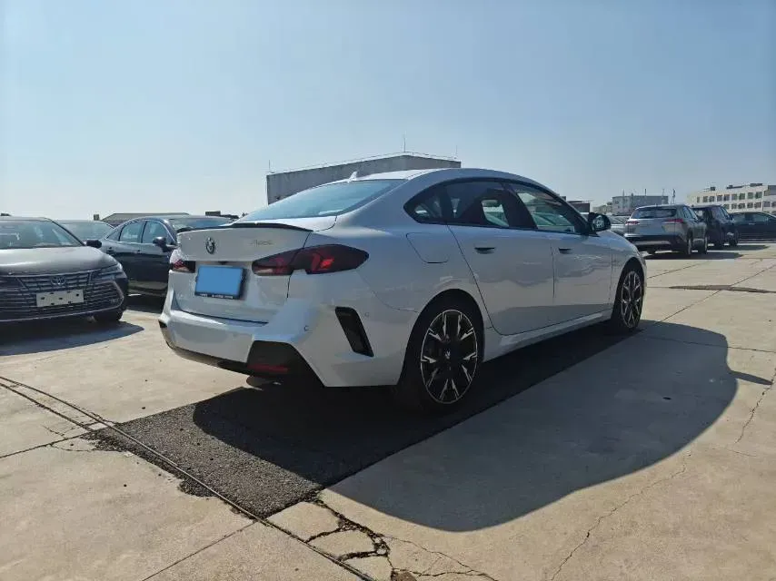 2025 JAC Refine RefineRF8 2.0T 253HP L4 8AT,autocango,china used car exporter,china ev exporter,chinese used car exporter,chinese used ev exporter