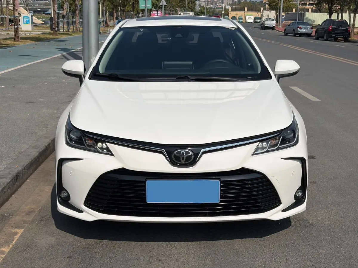 2019 Toyota Corolla 1.2T 116HP L4 CVT,autocango,china used car exporter,china ev exporter,chinese used car exporter,chinese used ev exporter