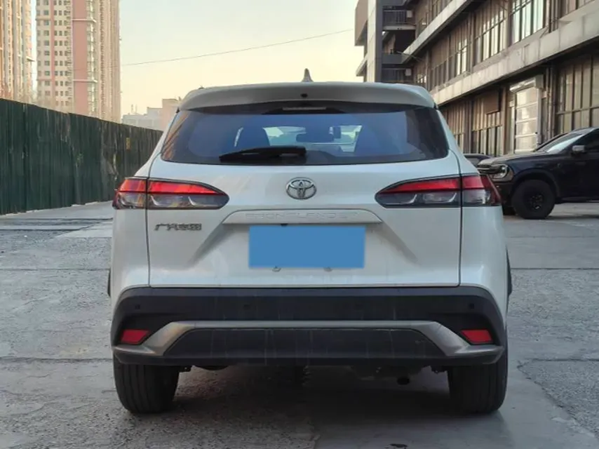 2022 Toyota Frontlander 2.0L 171HP L4 CVT,autocango,china used car exporter,china ev exporter,chinese used car exporter,chinese used ev exporter