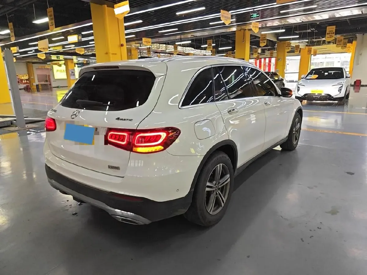 2021 Mercedes-Benz GLC Class 2.0T 197HP L4 9AT,autocango,china used car exporter,china ev exporter,chinese used car exporter,chinese used ev exporter