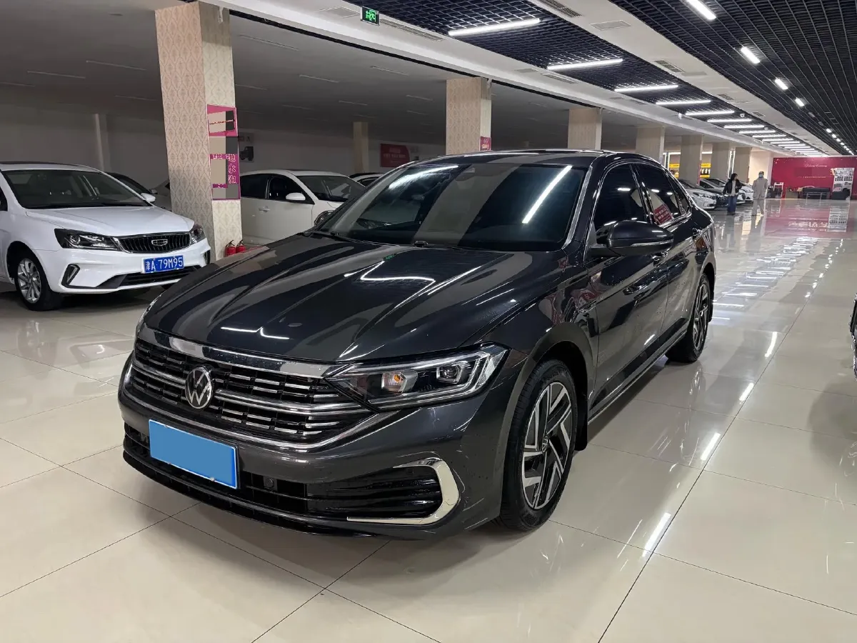 2023 Volkswagen Sagitar 1.2T 116HP L4 7DCT,autocango,china used car exporter,china ev exporter,chinese used car exporter,chinese used ev exporter