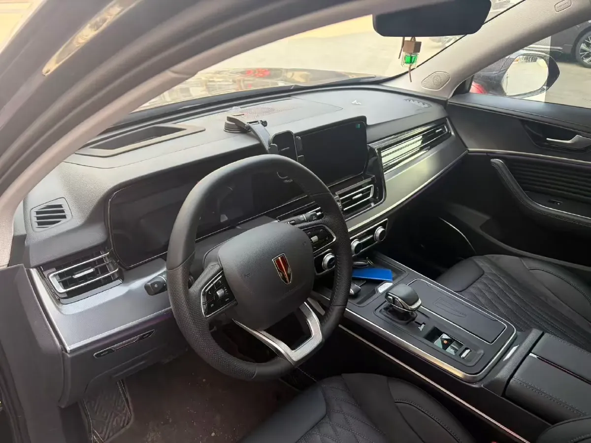 2023 HongQi HS5 2.0T 252HP L4 8AT,autocango,china used car exporter,china ev exporter,chinese used car exporter,chinese used ev exporter