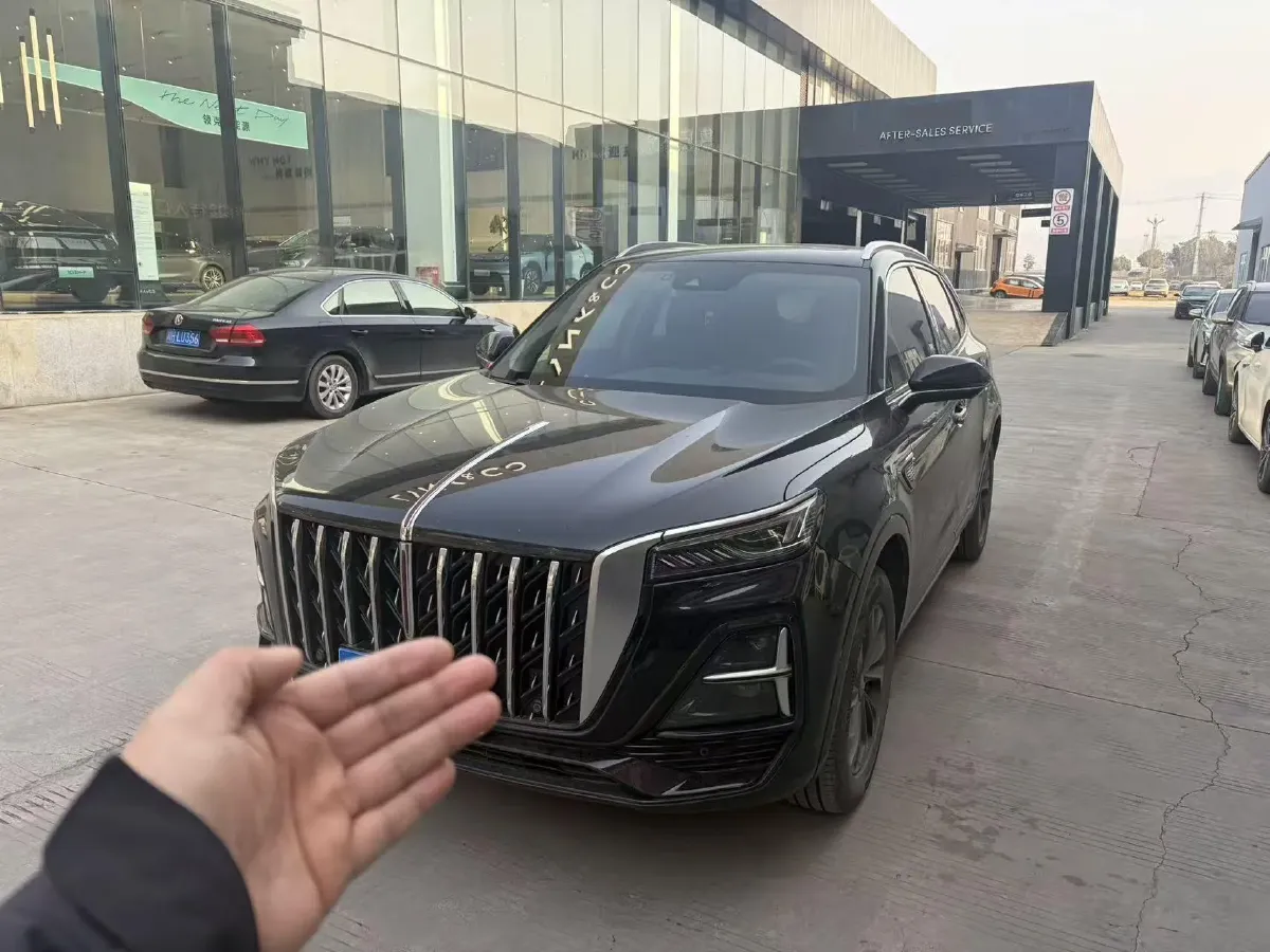 2023 HongQi HS5 2.0T 252HP L4 8AT,autocango,china used car exporter,china ev exporter,chinese used car exporter,chinese used ev exporter