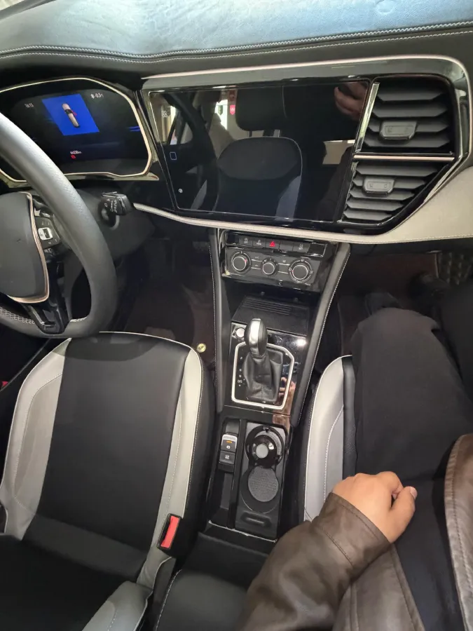 2022 Jetta VS7 1.4T 150HP L4 6AT,autocango,china used car exporter,china ev exporter,chinese used car exporter,chinese used ev exporter