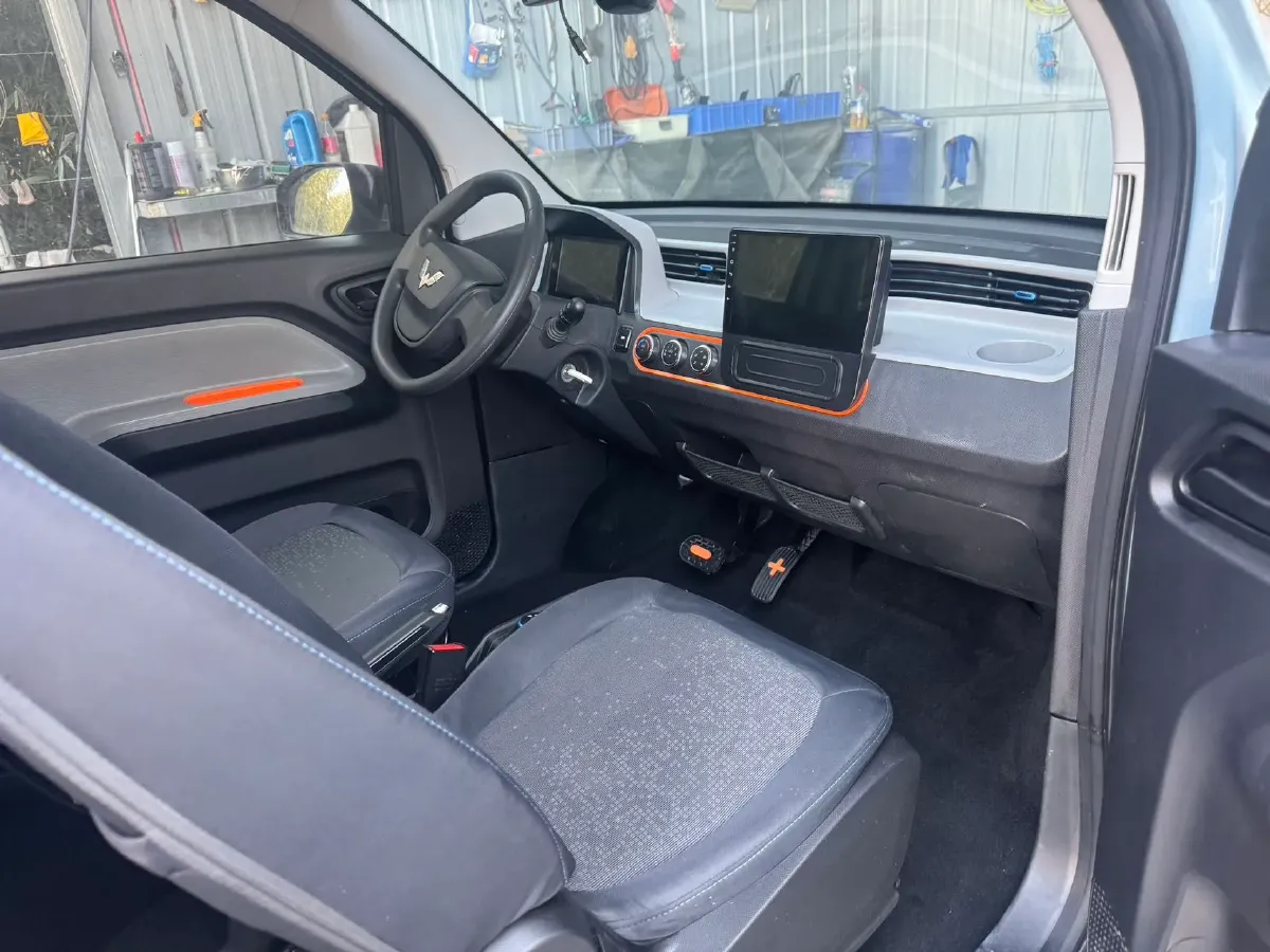 2022 LingBox uni BEV 11.52KWH,autocango,china used car exporter,china ev exporter,chinese used car exporter,chinese used ev exporter