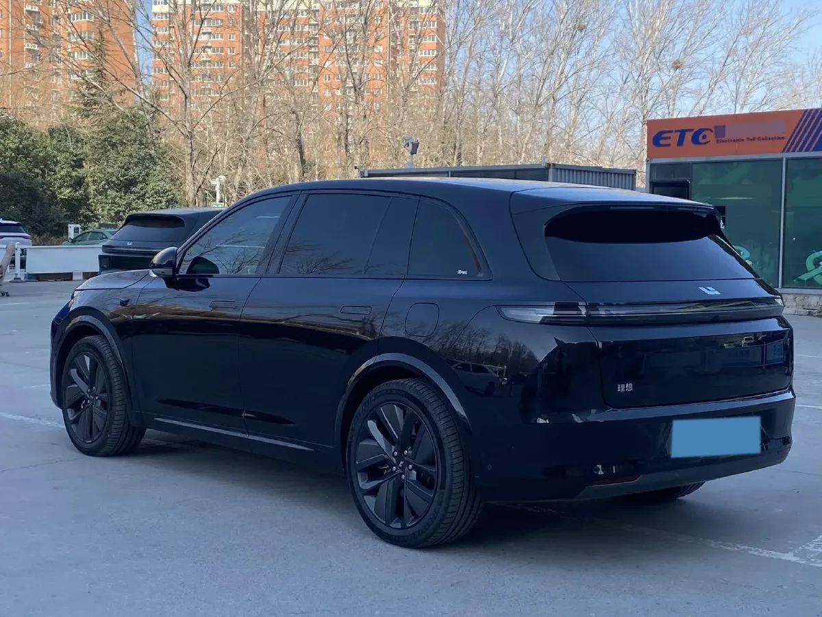 2023 Li L7 Range Extended 154HP REEV 40.9KWH,autocango,china used car exporter,china ev exporter,chinese used car exporter,chinese used ev exporter