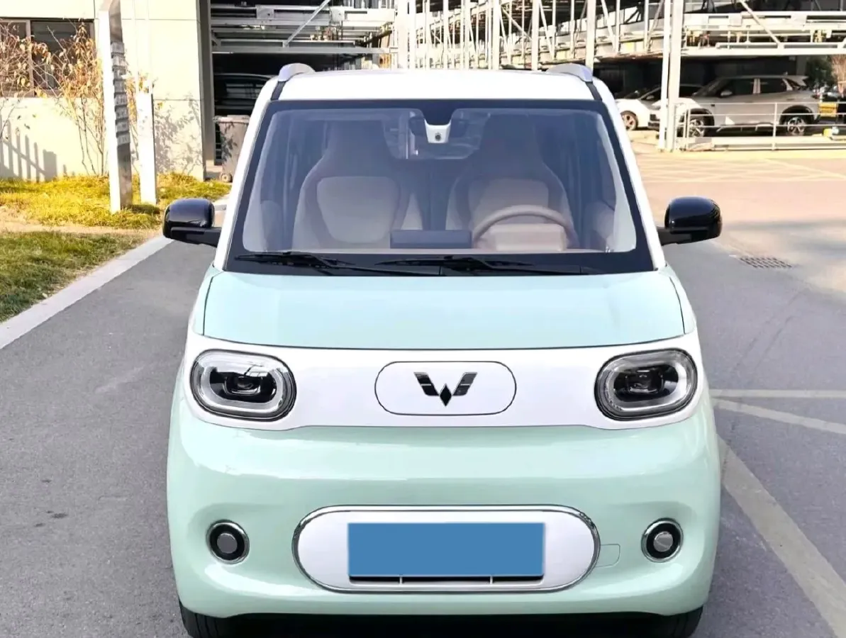 2024 WuLing HongGuang MINI EV BEV 17.3KWH,autocango,china used car exporter,china ev exporter,chinese used car exporter,chinese used ev exporter