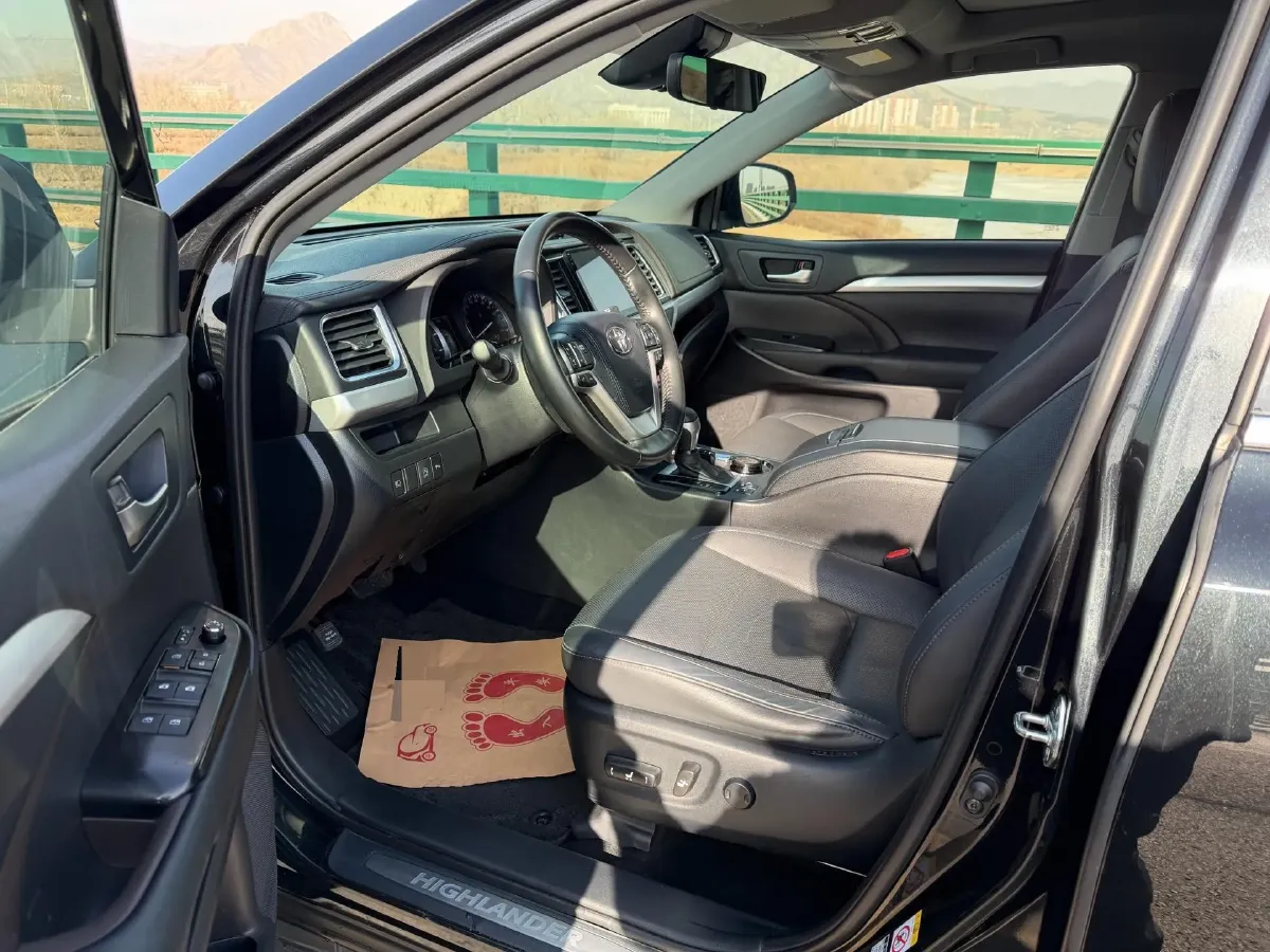 2019 Mazda CX-8 2.5L 192HP L4 6AT,autocango,china used car exporter,china ev exporter,chinese used car exporter,chinese used ev exporter