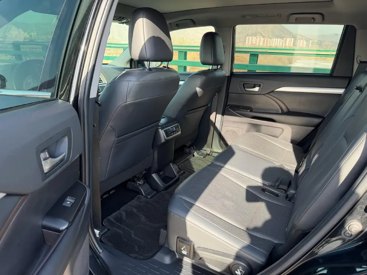 2019 Mazda CX-8 2.5L 192HP L4 6AT,autocango,china used car exporter,china ev exporter,chinese used car exporter,chinese used ev exporter