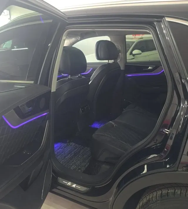 2019 HongQi HS5 2.0T 224HP L4 6AT,autocango,china used car exporter,china ev exporter,chinese used car exporter,chinese used ev exporter