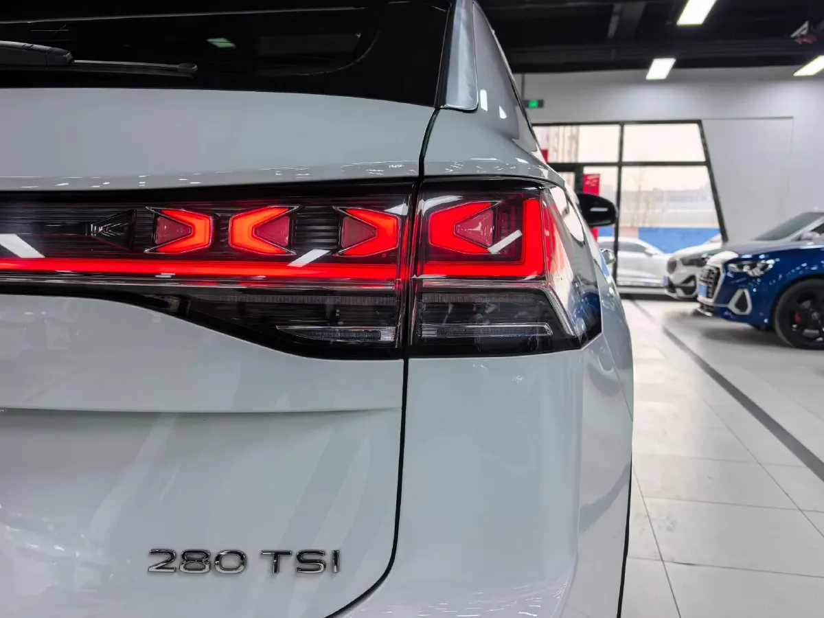 2023 Volkswagen Tayron 1.4T 150HP L4 7DCT,autocango,china used car exporter,china ev exporter,chinese used car exporter,chinese used ev exporter