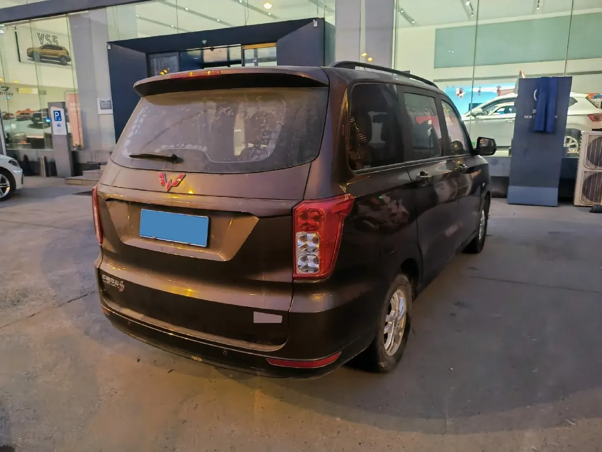 2019 WuLing HongGuang 1.5L 99HP L4 6MT,autocango,china used car exporter,china ev exporter,chinese used car exporter,chinese used ev exporter