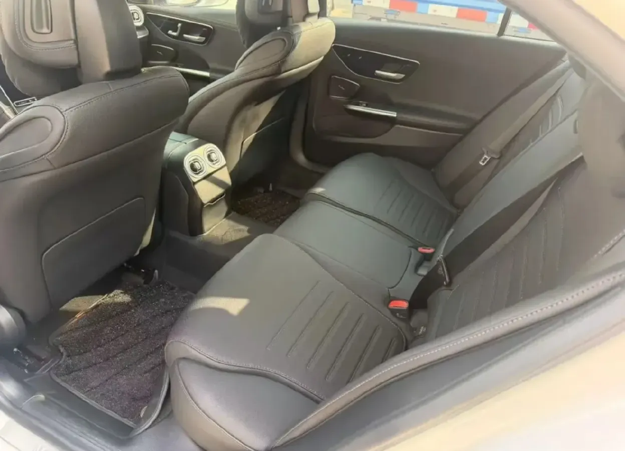 2025 Mercedes-Benz C Class 2.0T 204HP L4 9AT PHEV 25.4KWH,autocango,china used car exporter,china ev exporter,chinese used car exporter,chinese used ev exporter