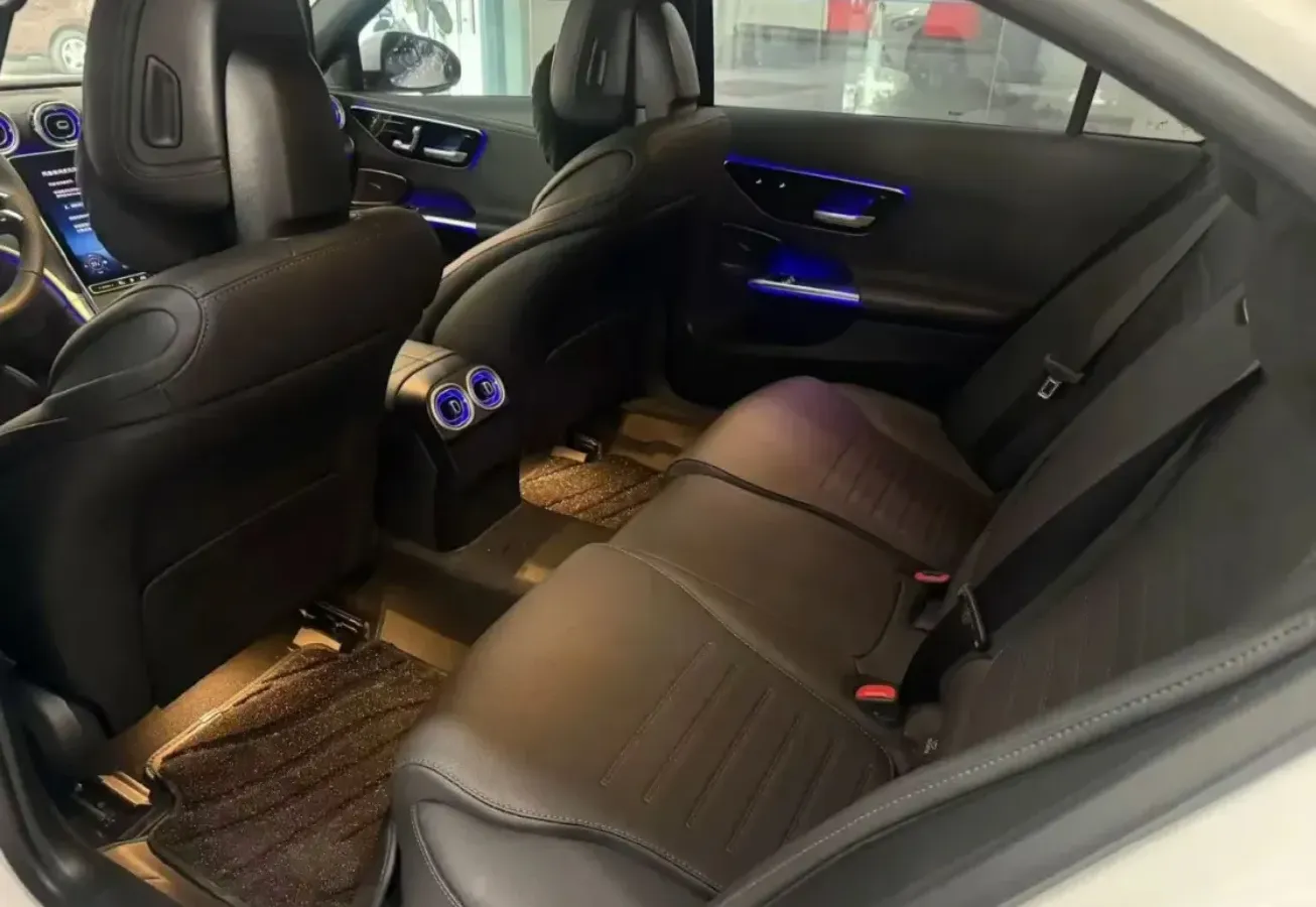 2025 Mercedes-Benz C Class 2.0T 204HP L4 9AT PHEV 25.4KWH,autocango,china used car exporter,china ev exporter,chinese used car exporter,chinese used ev exporter