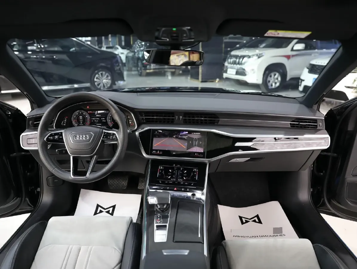 2023 Audi A6L 2.0T 245HP L4 7DCT,autocango,china used car exporter,china ev exporter,chinese used car exporter,chinese used ev exporter