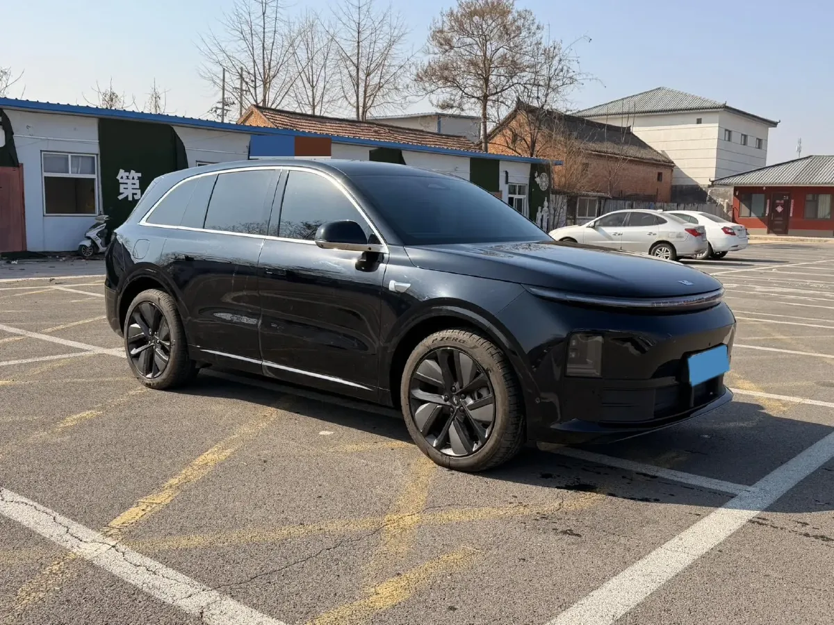 2024 Li L6 Range Extended 154HP L4 REEV 36.8KWH,autocango,china used car exporter,china ev exporter,chinese used car exporter,chinese used ev exporter