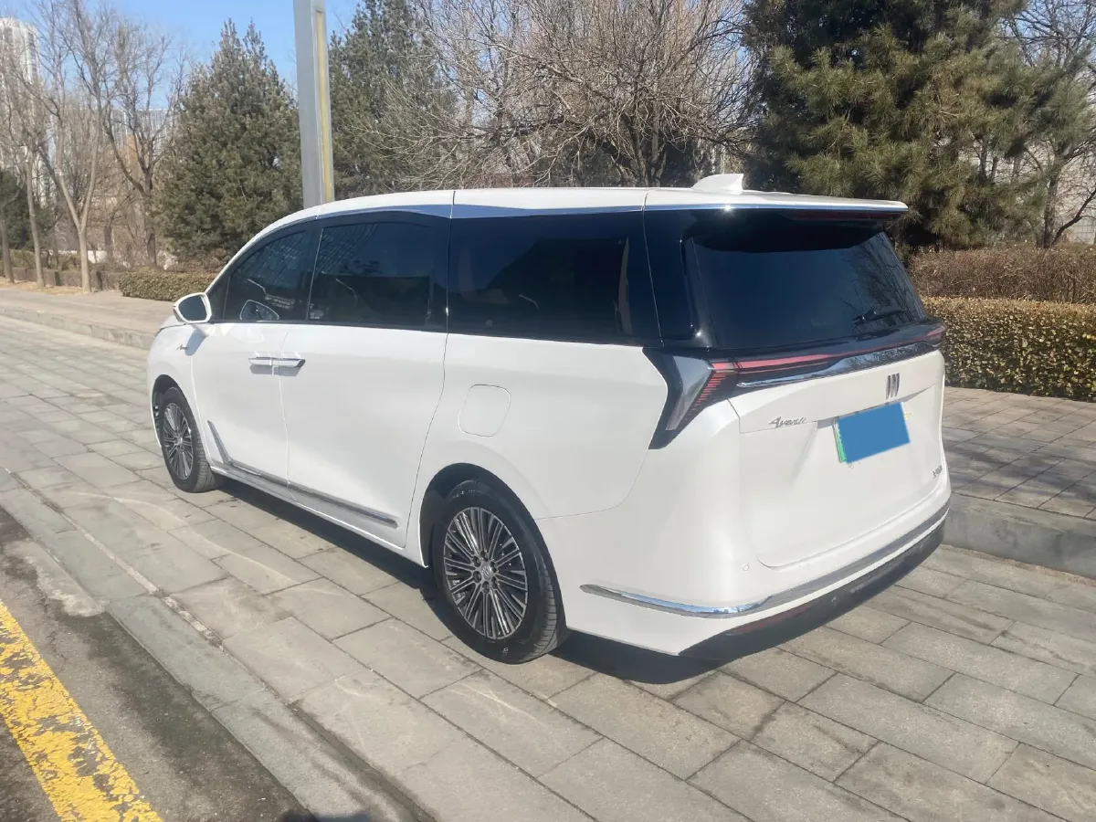2024 Buick GL8 1.5T 180HP L4 2DHT PHEV 24.4KWH,autocango,china used car exporter,china ev exporter,chinese used car exporter,chinese used ev exporter