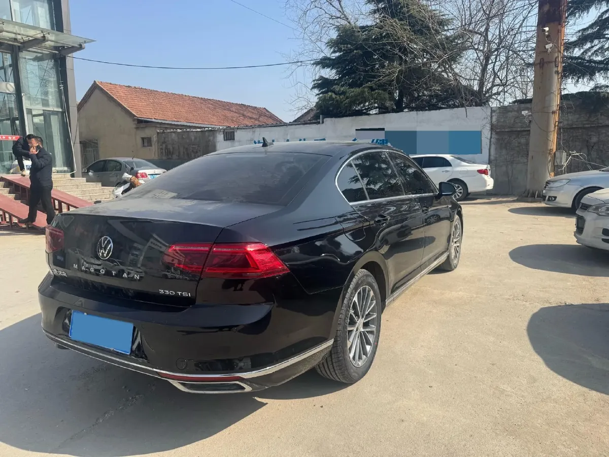 2020 Volkswagen Magotan 2.0T 186HP L4 7DCT,autocango,china used car exporter,china ev exporter,chinese used car exporter,chinese used ev exporter