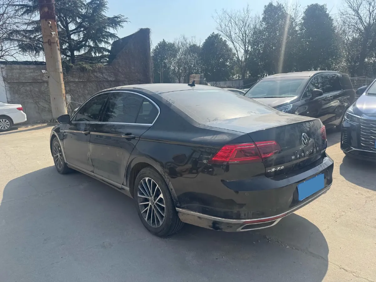 2020 Volkswagen Magotan 2.0T 186HP L4 7DCT,autocango,china used car exporter,china ev exporter,chinese used car exporter,chinese used ev exporter