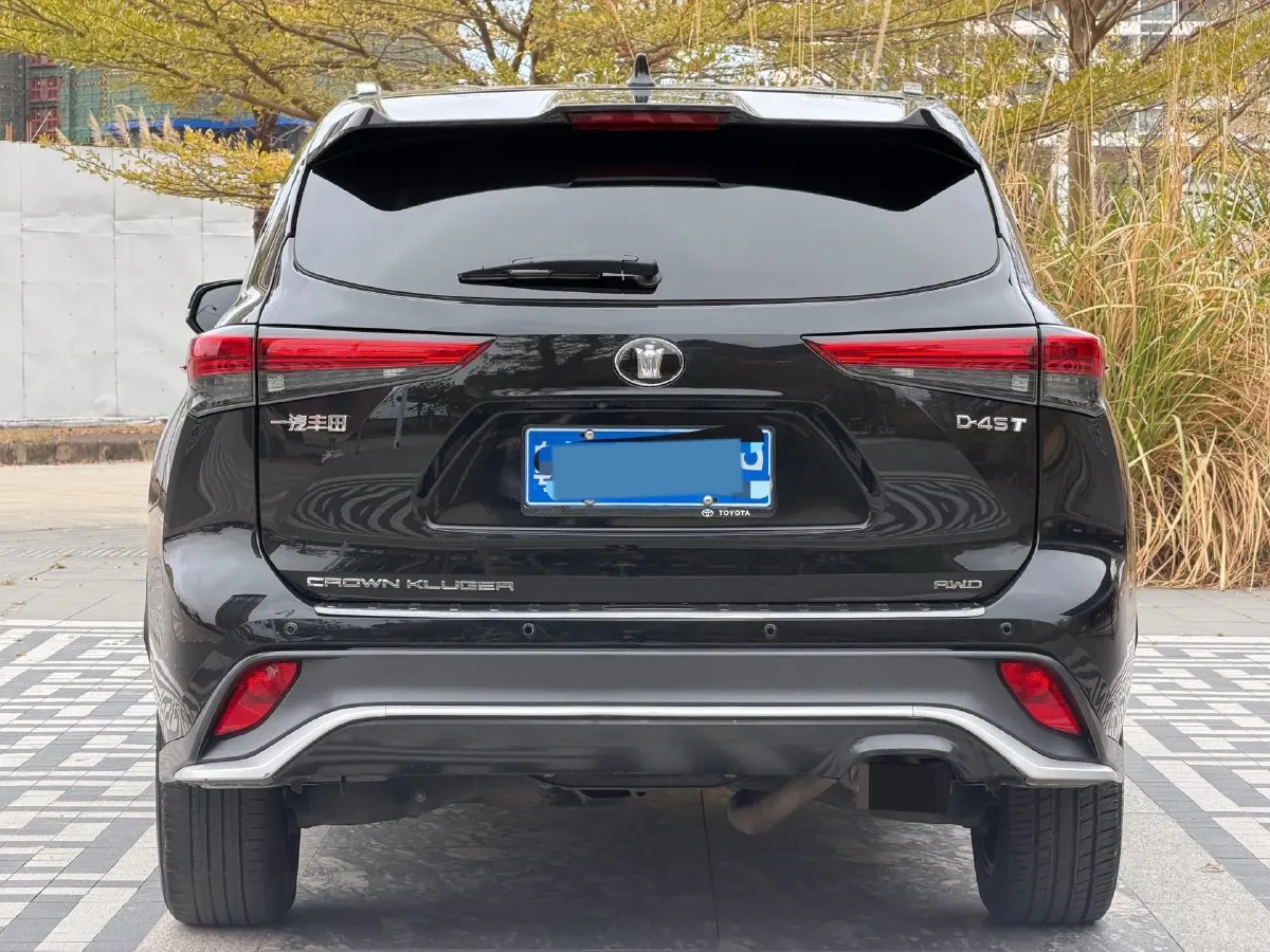 2022 Toyota Crown Kluger 2.0T 248HP L4 8AT,autocango,china used car exporter,china ev exporter,chinese used car exporter,chinese used ev exporter