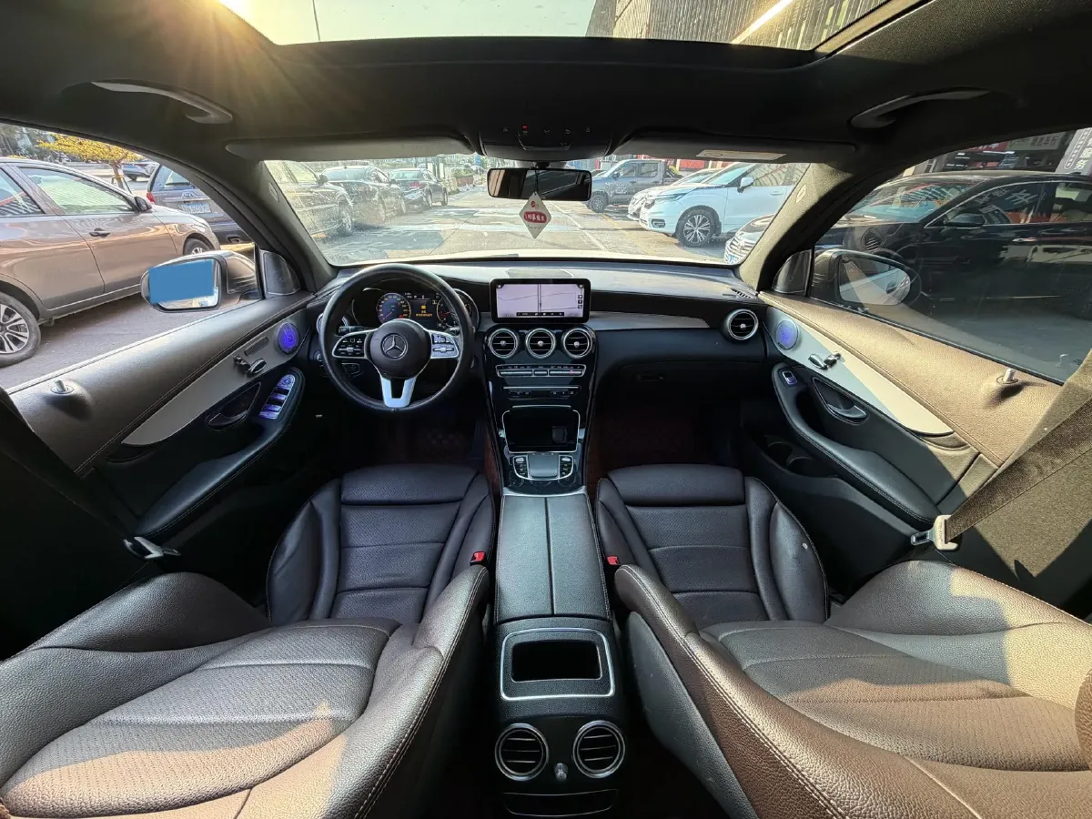 2020 Mercedes-Benz GLC Class 2.0T 197HP L4 9AT,autocango,china used car exporter,china ev exporter,chinese used car exporter,chinese used ev exporter