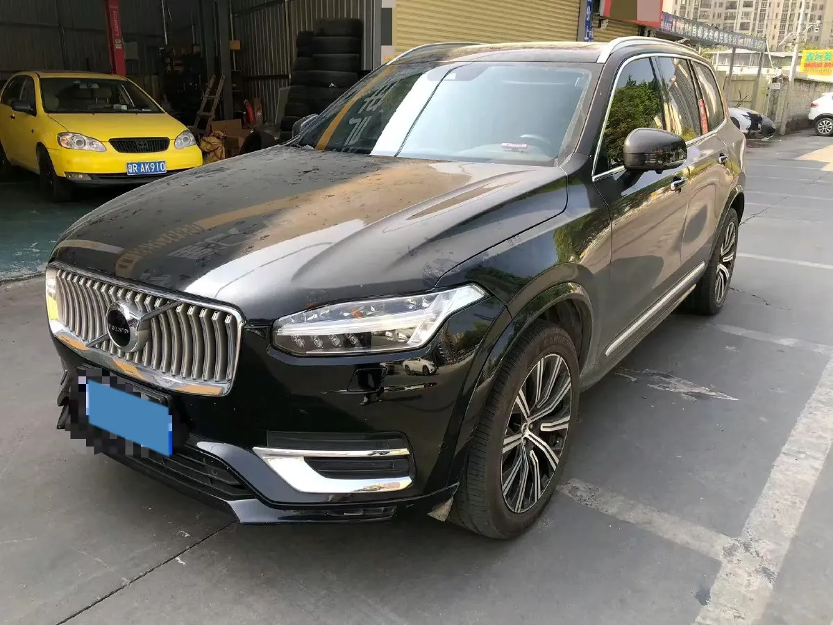 2021 Volvo XC90 2.0T 299HP L4 8AT,autocango,china used car exporter,china ev exporter,chinese used car exporter,chinese used ev exporter