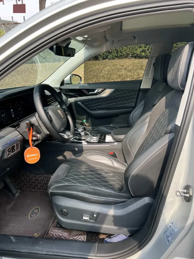 2019 HongQi HS5 2.0T 224HP L4 6AT,autocango,china used car exporter,china ev exporter,chinese used car exporter,chinese used ev exporter